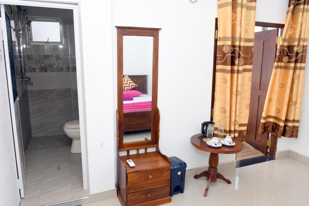 Ferienwohnung Bluray Beach Negombo Exterior foto
